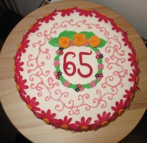 65th birthday cake by Oana Go (Germany). Click to view project on Craftsy.